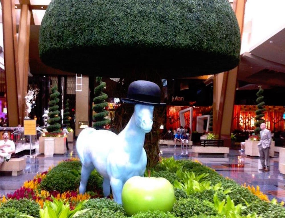 Aria Hotel Horse - Gifts for Card Players