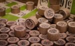 The history of bingo - gifts for card players