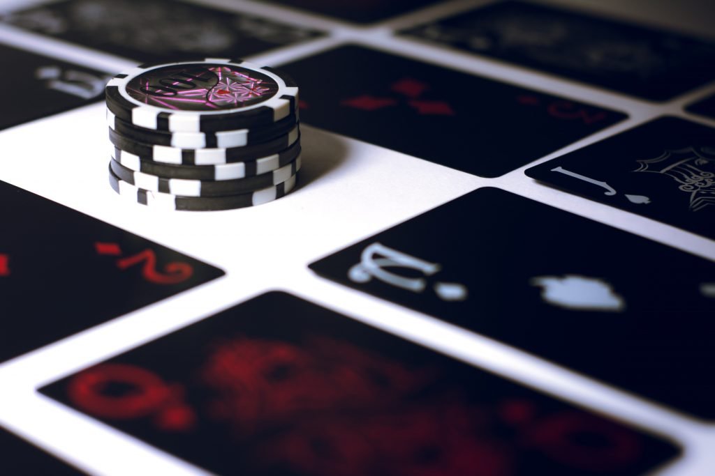 Six Don’ts For Beginners to Improve Their Poker Performance
