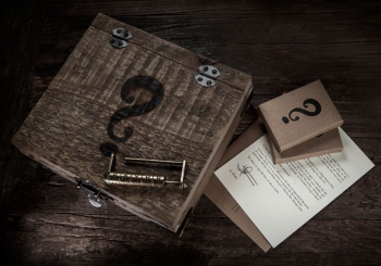 JJ Abrams Puzzle Box - Gifts or Card Players