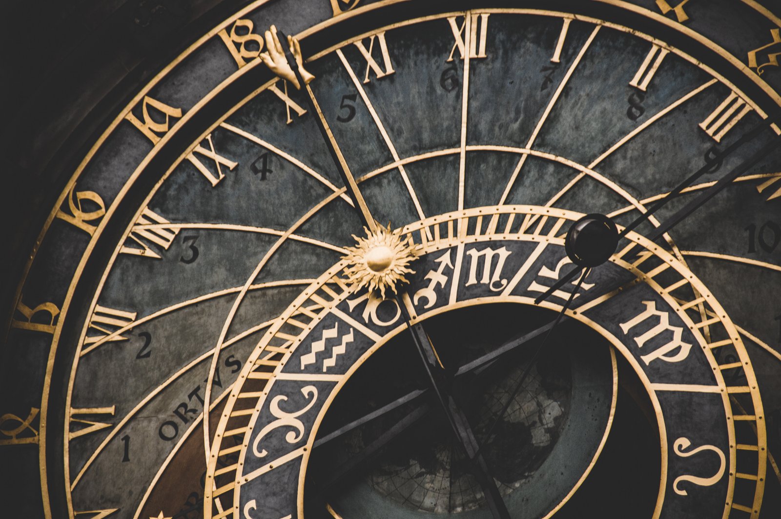 Five Golden Rules to Keep Online Casino Play Fun - Gifts for Card Players