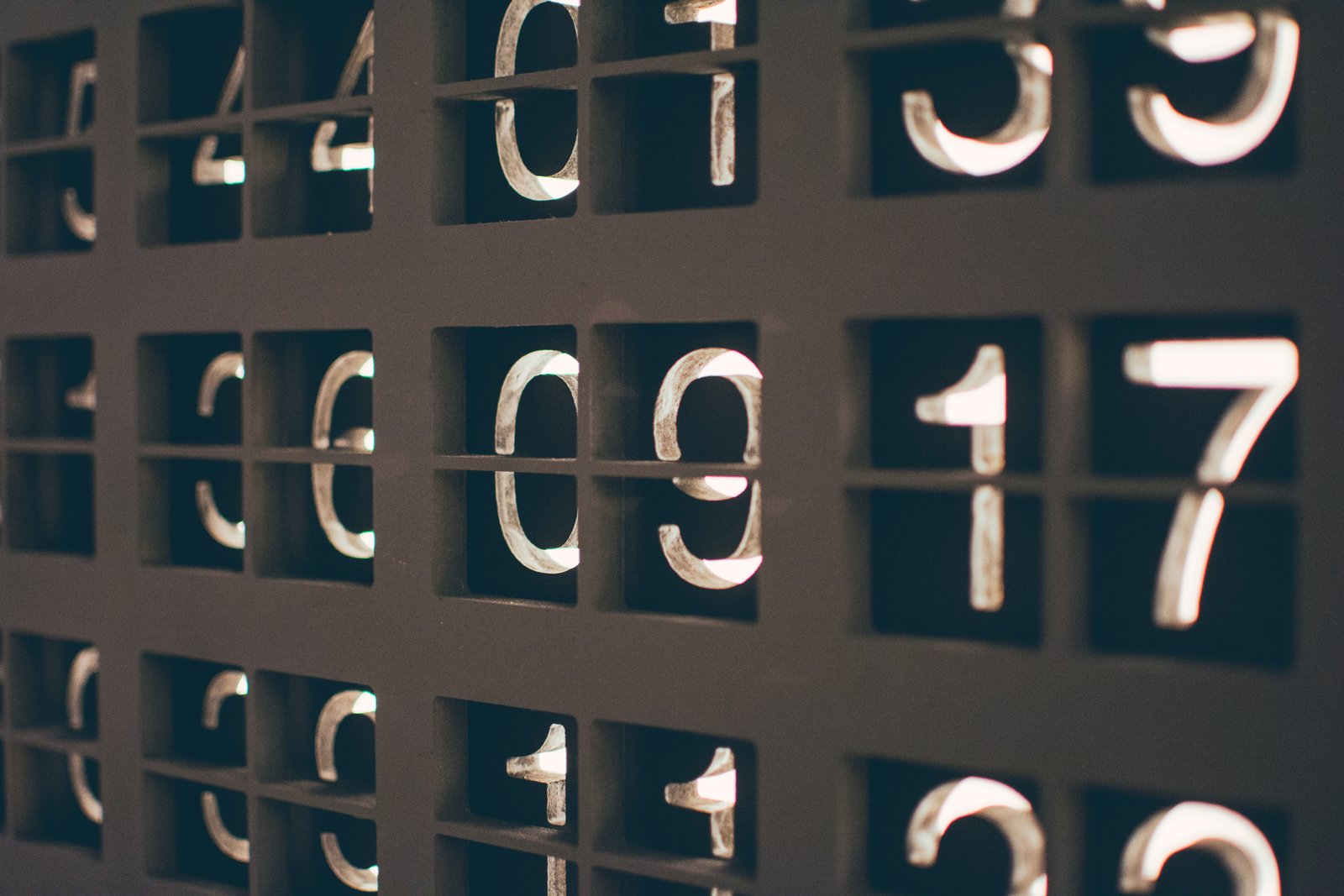 How Are Bingo Cards Numbered? - Gifts for Card Players
