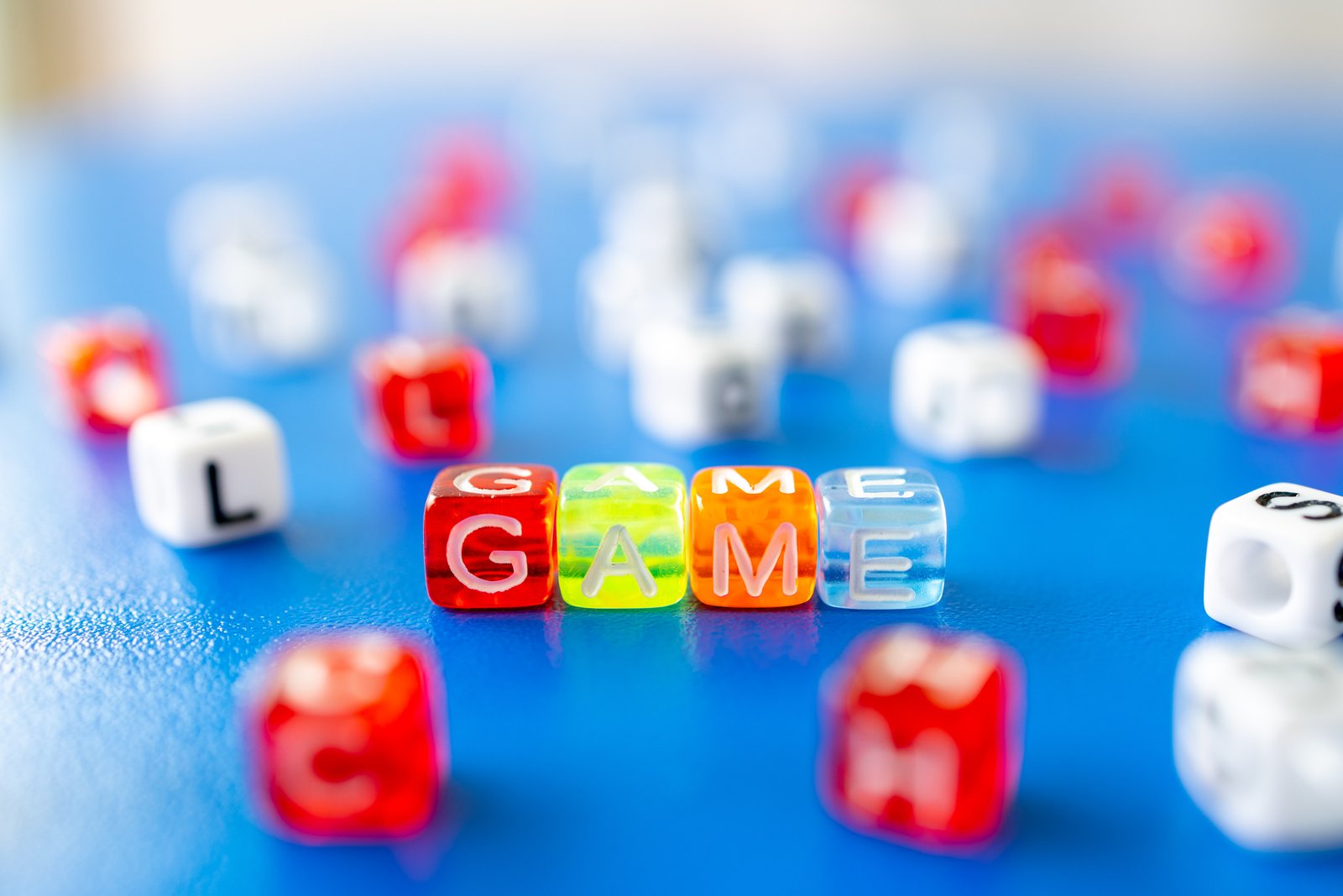 Factors to consider while choosing the best online casino - Gifts for Card Players