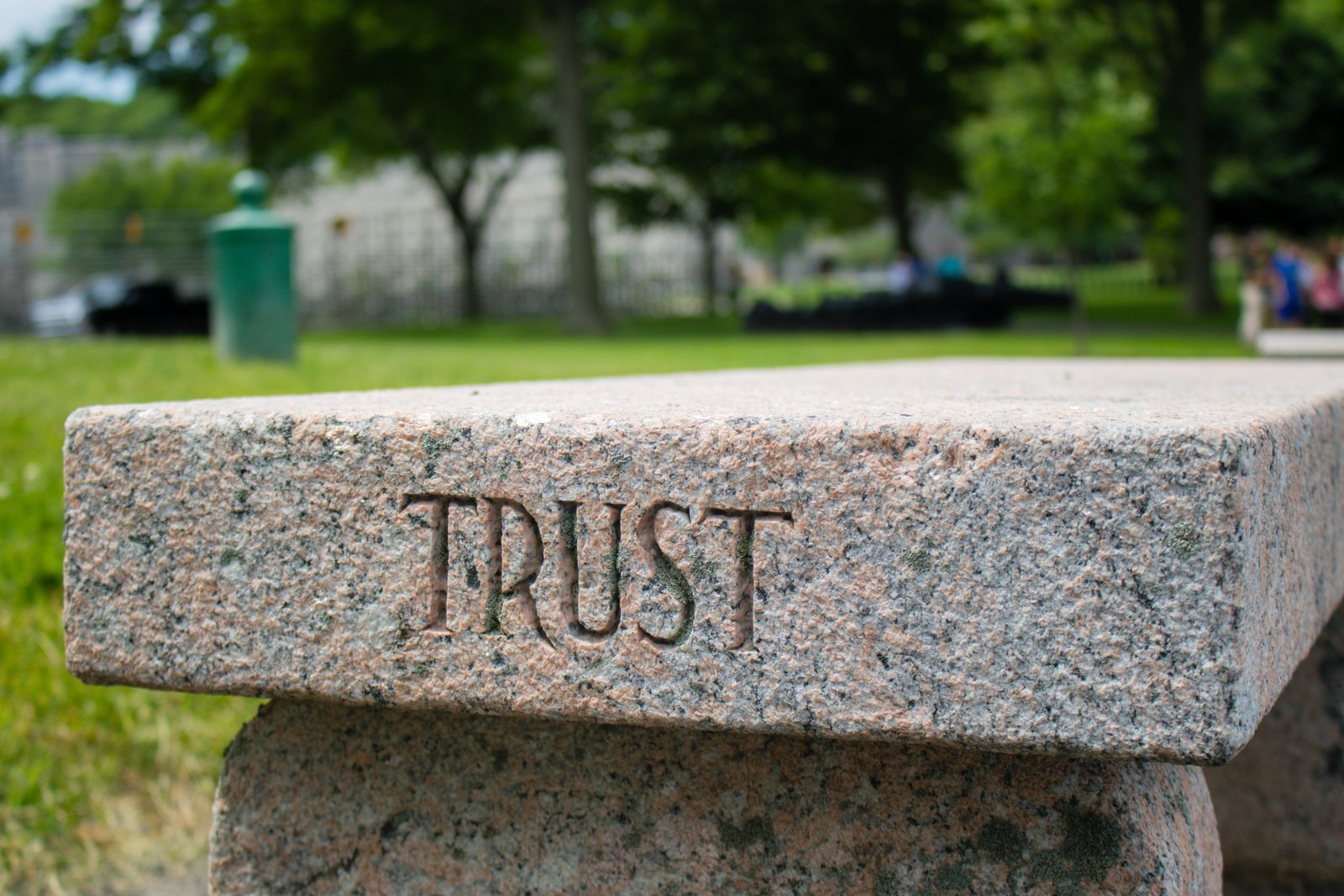 Factors to Consider When Looking for a Trustworthy Online Slot Site - Gifts for Card Players