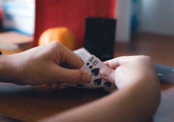 Blackjack and no deposit bonuses - T&C's to be aware of 0- Gifts for Card Players
