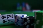How to play online casinos all around the world? - Gifts for Card Players