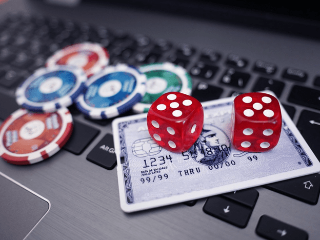 5 Casino Games That Have the Best Odds - Gifts for Card Players