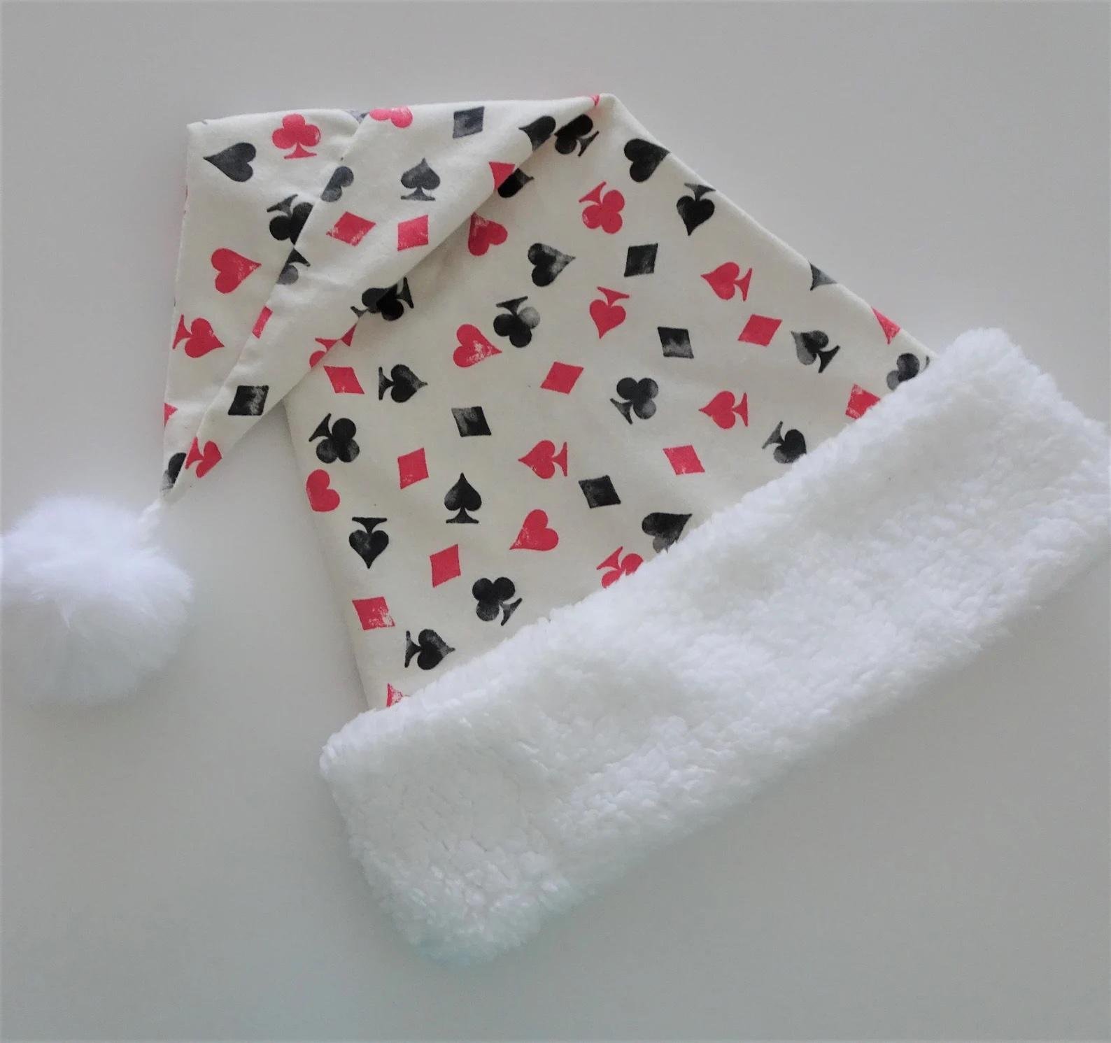 Santa hat card suits poker bridge casino 